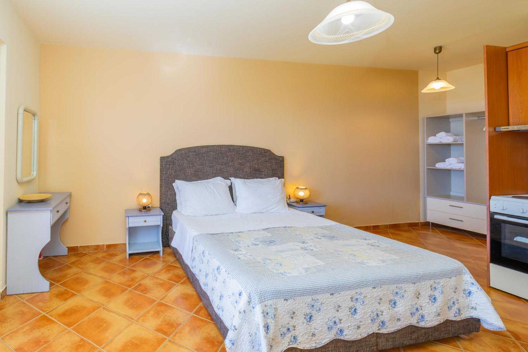 Delfinia Apartment Vlachata Ngoại thất bức ảnh