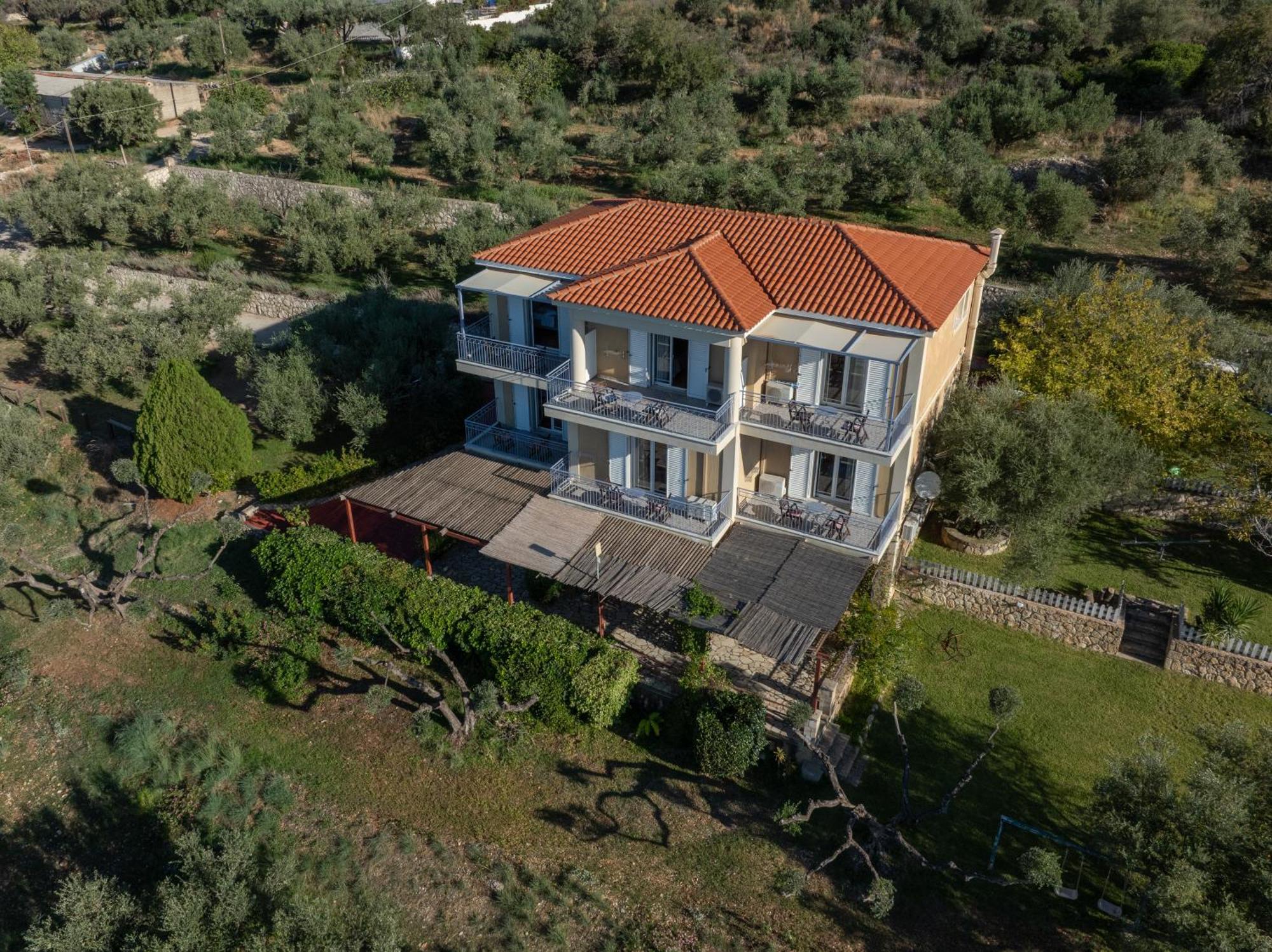 Delfinia Apartment Vlachata Ngoại thất bức ảnh